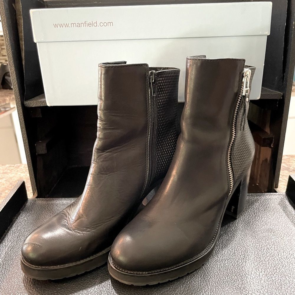 Manfield Black ankle boots with heel size 8.5 us 39 eu